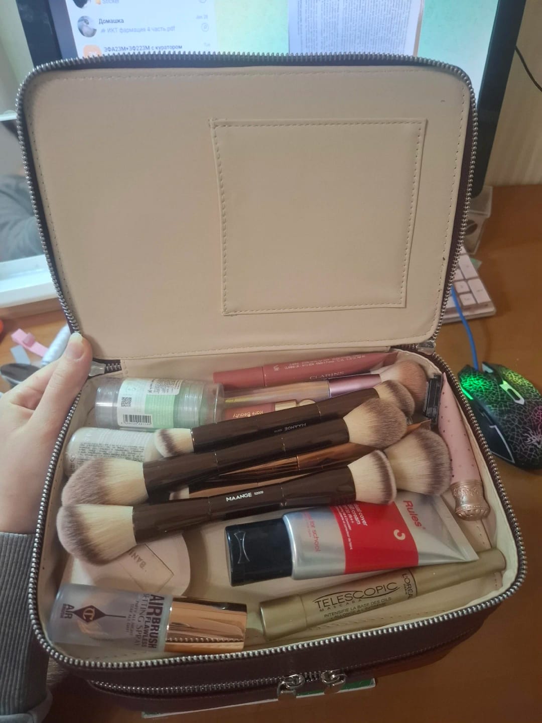 Customer photo review of Double-Layer PU Makeup and Skincare Storage Box with Zipper