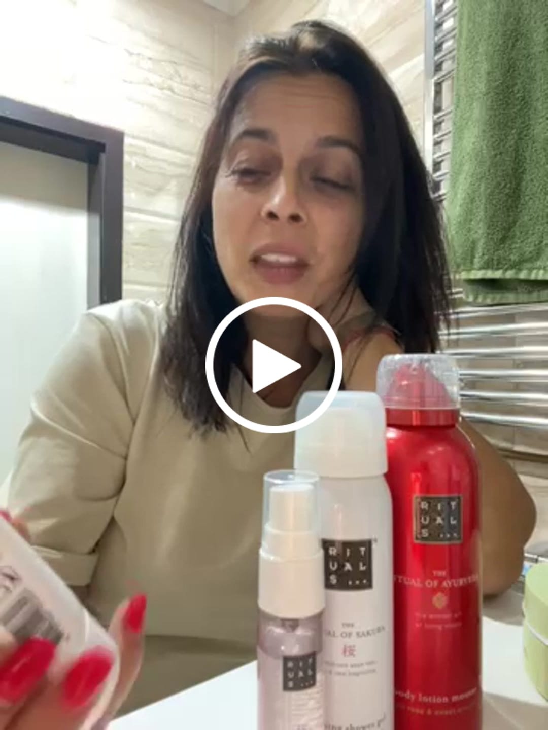 Customer video review of The Rituals of Sakura small gift set