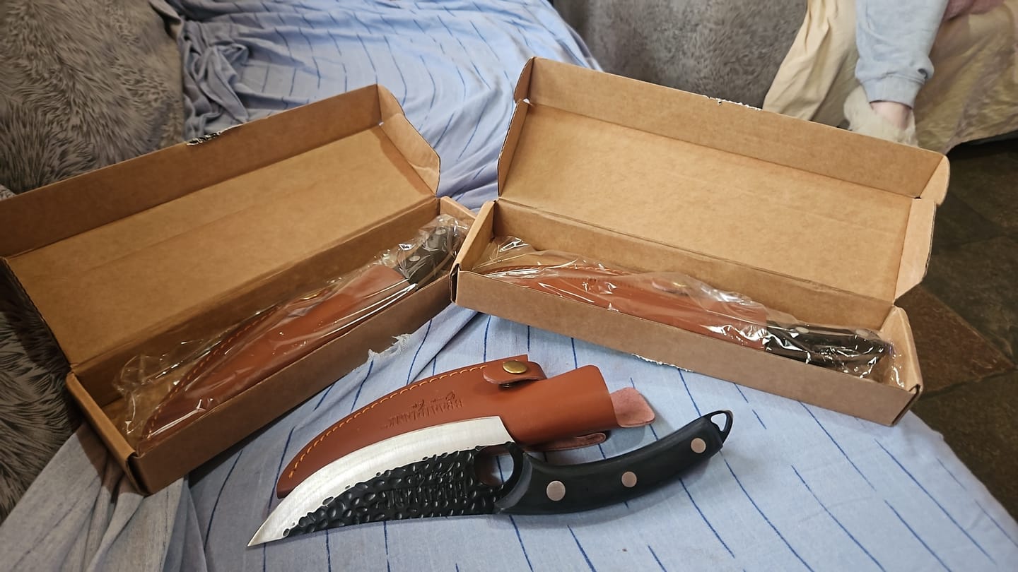 Customer photo review of BRAAIPLANK™ "BEENLEM" HAMMER FORGED BONING KNIFE