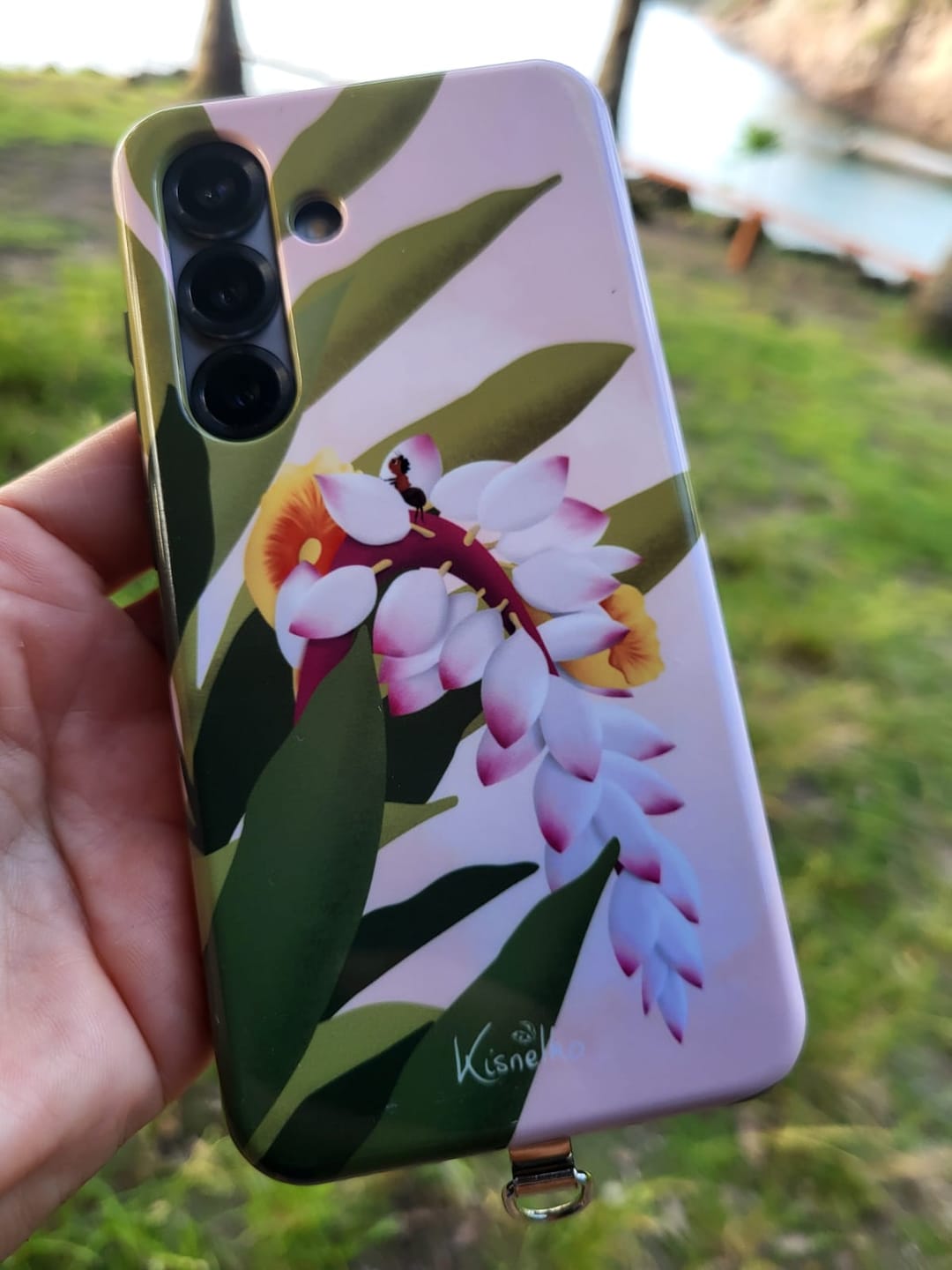 Customer photo review of Coque Fleur d'Atoumo
