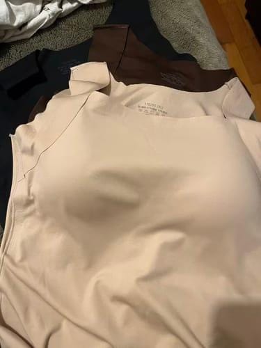 Customer photo review of MARCOS™ | Débardeur Sculptant Intégré