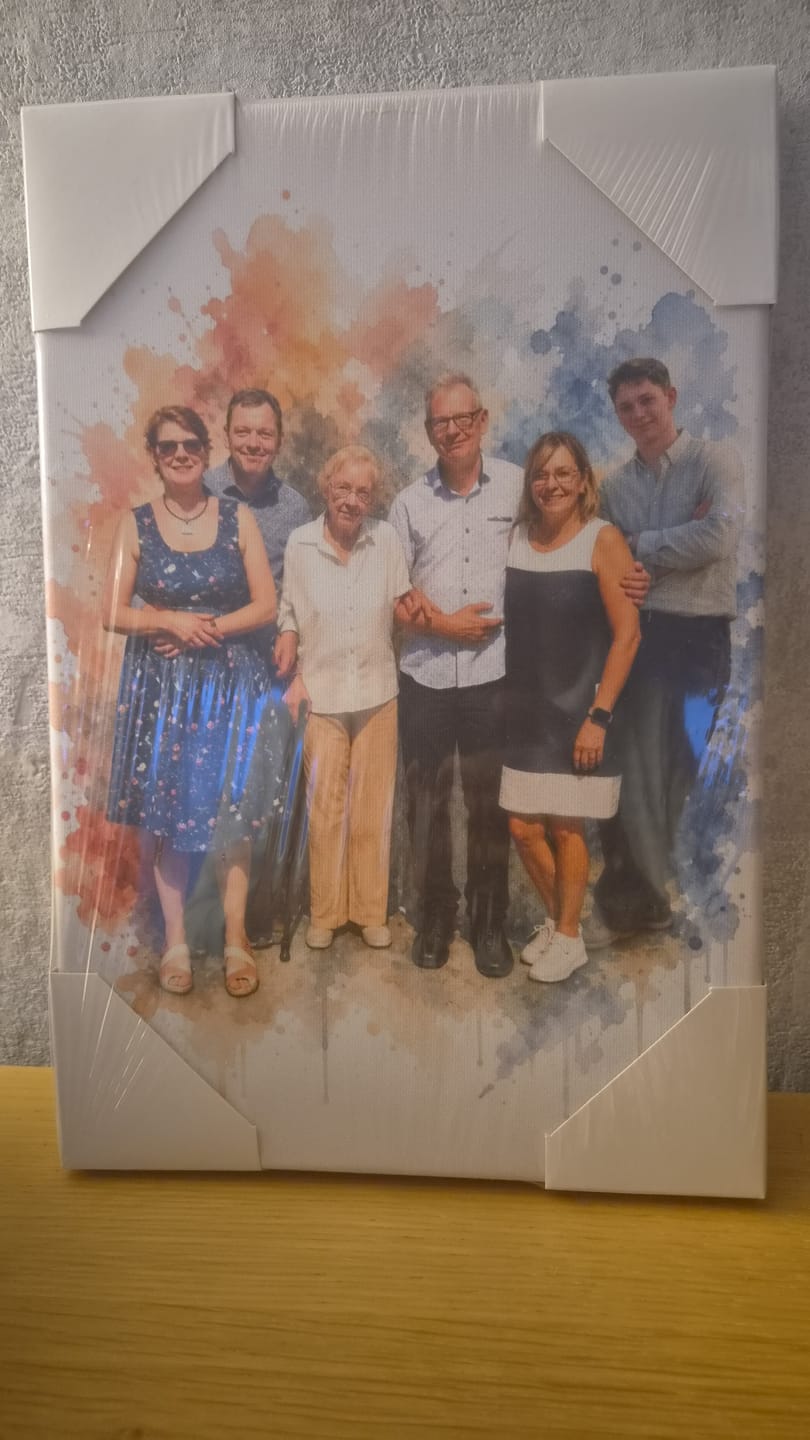 Customer photo review of Euer Foto als Kunstwerk – mit Live-Vorschau, als Poster oder Leinwand