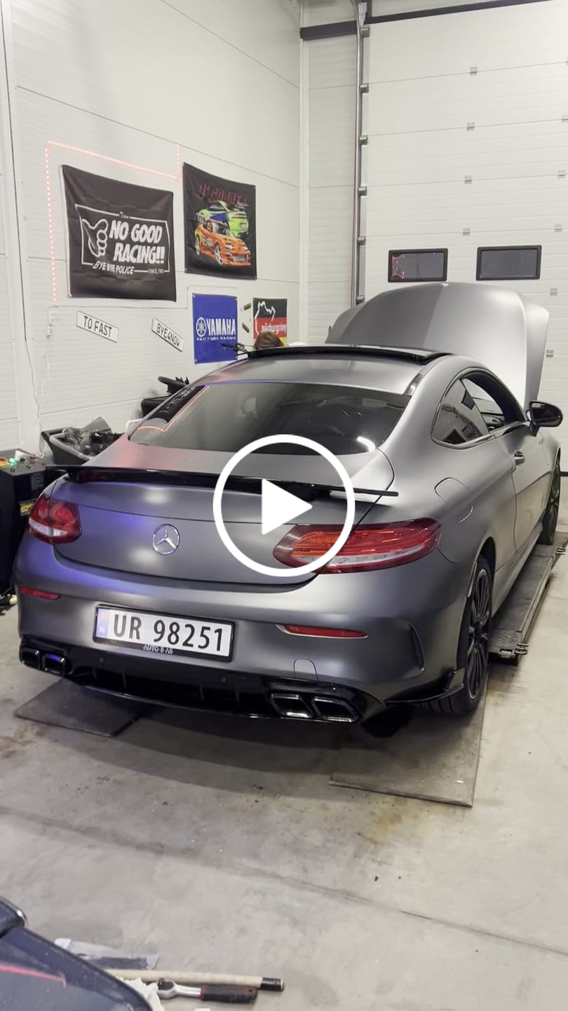 Customer video review of Mercedes C-Klasse C205 Coupe AMG Bakfanger Splittere