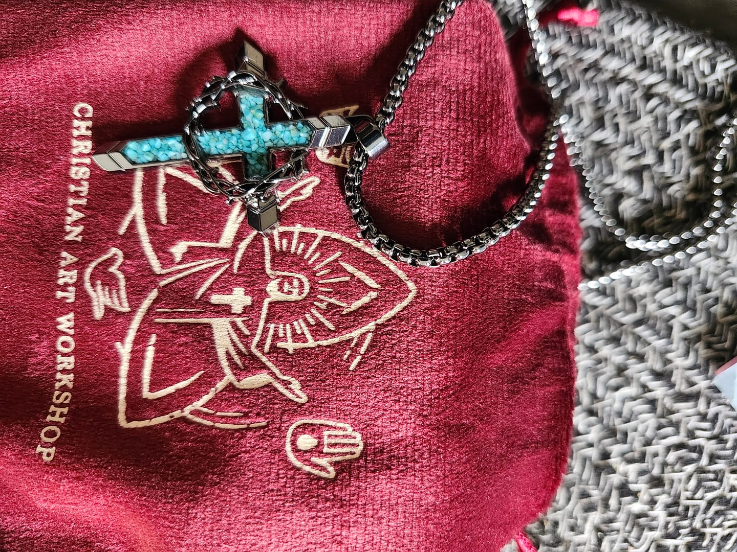Customer photo review of FREE Today: Thorn-Wrapped Inlaid Cross Pendant Necklace: A Symbol of Christ’s Sacrificial Love