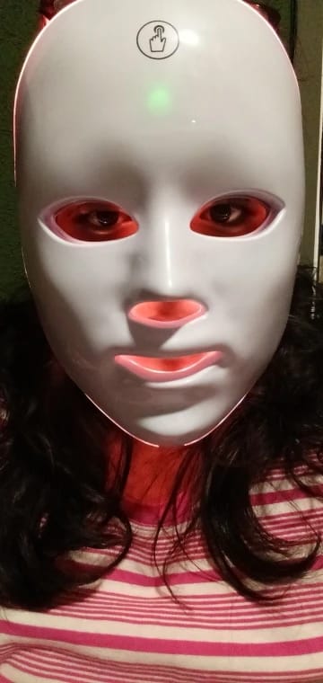 Customer photo review of Auraex LED Photon Therapy Face Mask