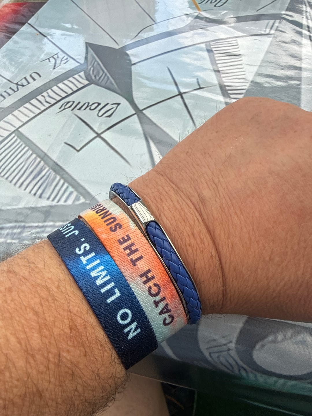 Customer photo review of Find your own way - Elastisches Armband