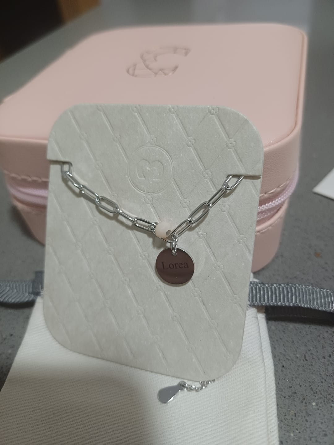 Customer photo review of "Grabado Detrás"