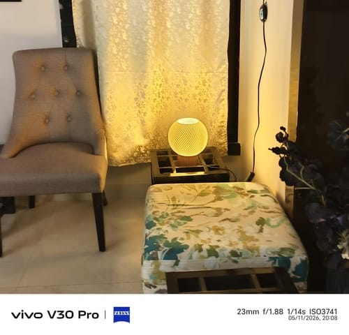 Customer photo review of Orbian Lamp