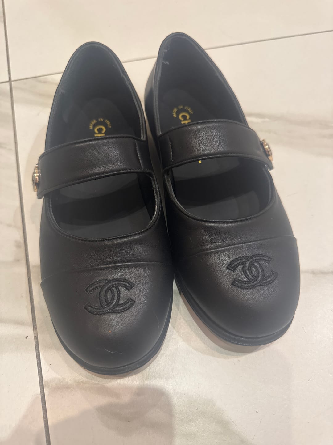 Customer photo review of CC 26s Mary Jane Flats Black Calfskin