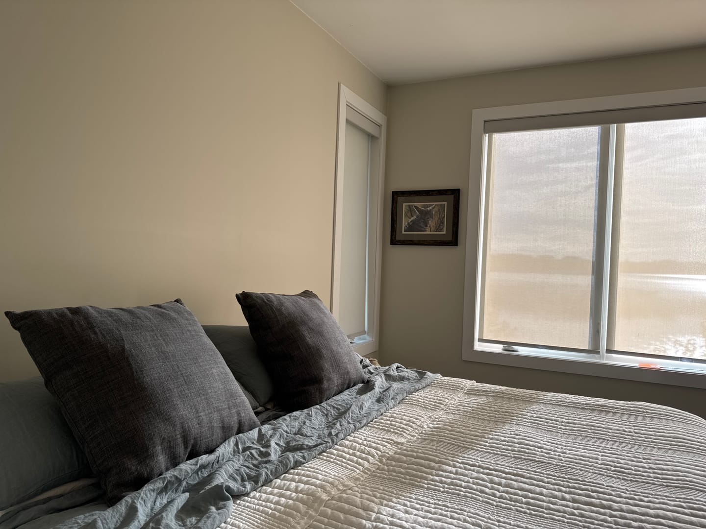 Customer photo review of Sömn Linen Pillowcase