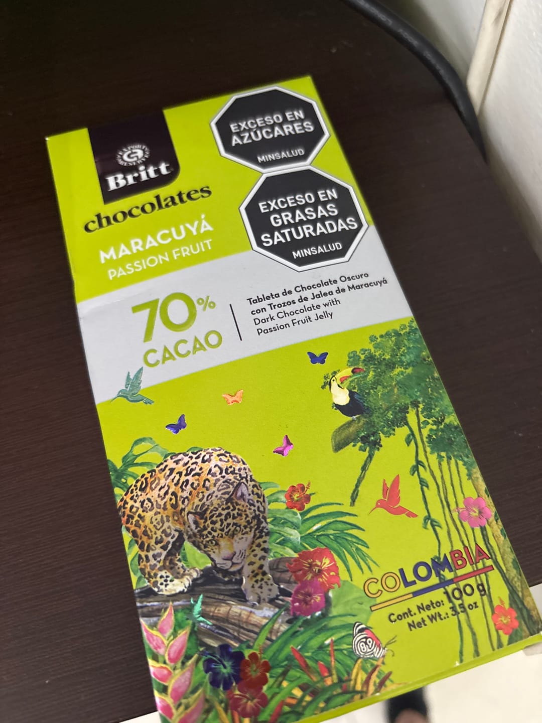 Customer photo review of Tableta de Chocolate Oscuro con Trozos de Jalea de Maracuyá Britt