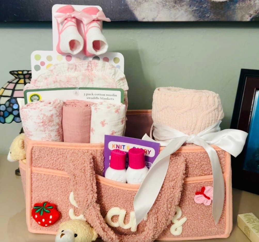 Customer photo review of K&C - Personalized Baby Storage Basket