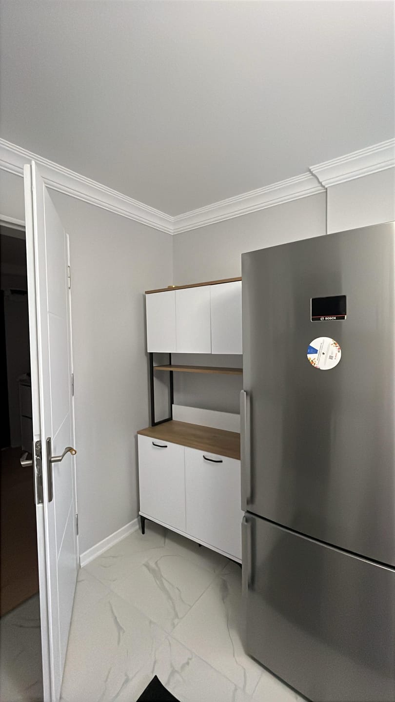 Customer photo review of Rani JE193 Çok Amaçlı Dolap 5 Kapaklı Kiler Mutfak Dolabı Beyaz - Sepet Ceviz