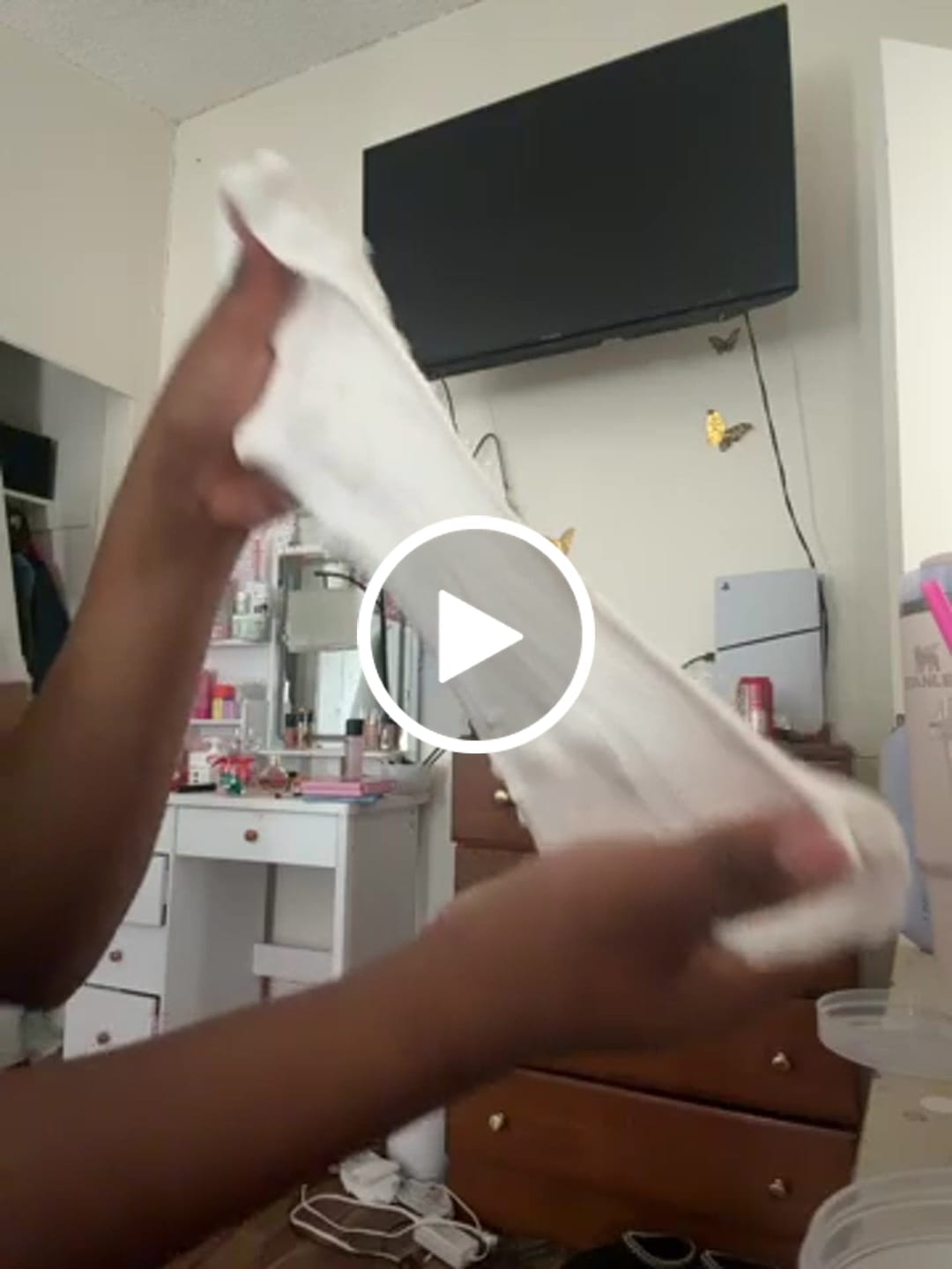 Customer video review of Fluffy Goo Classic Marshmallow Signature Dome™ Slime