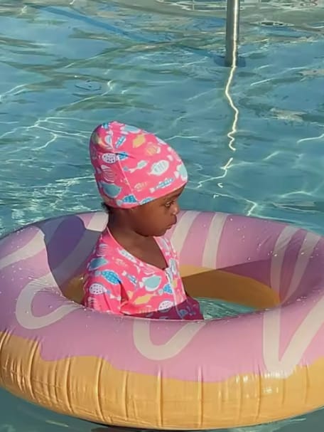 Customer photo review of AquaSwim™ | Seguridad al nadar en una sola prenda