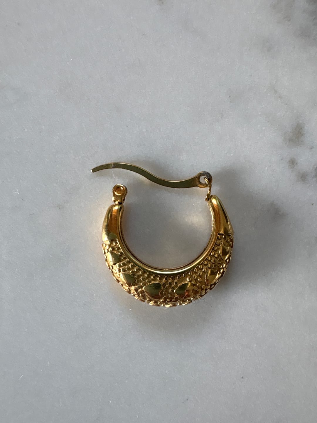 Customer photo review of Vintage Gold Cleofe Earrings
