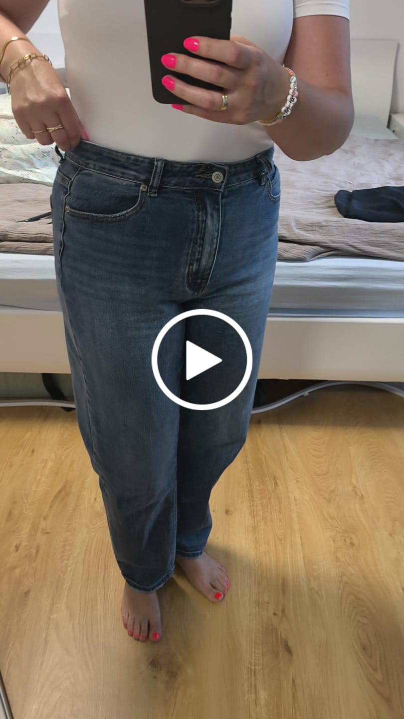 Customer video review of Stretch Mom Jeans PERFECT FIT washed blue