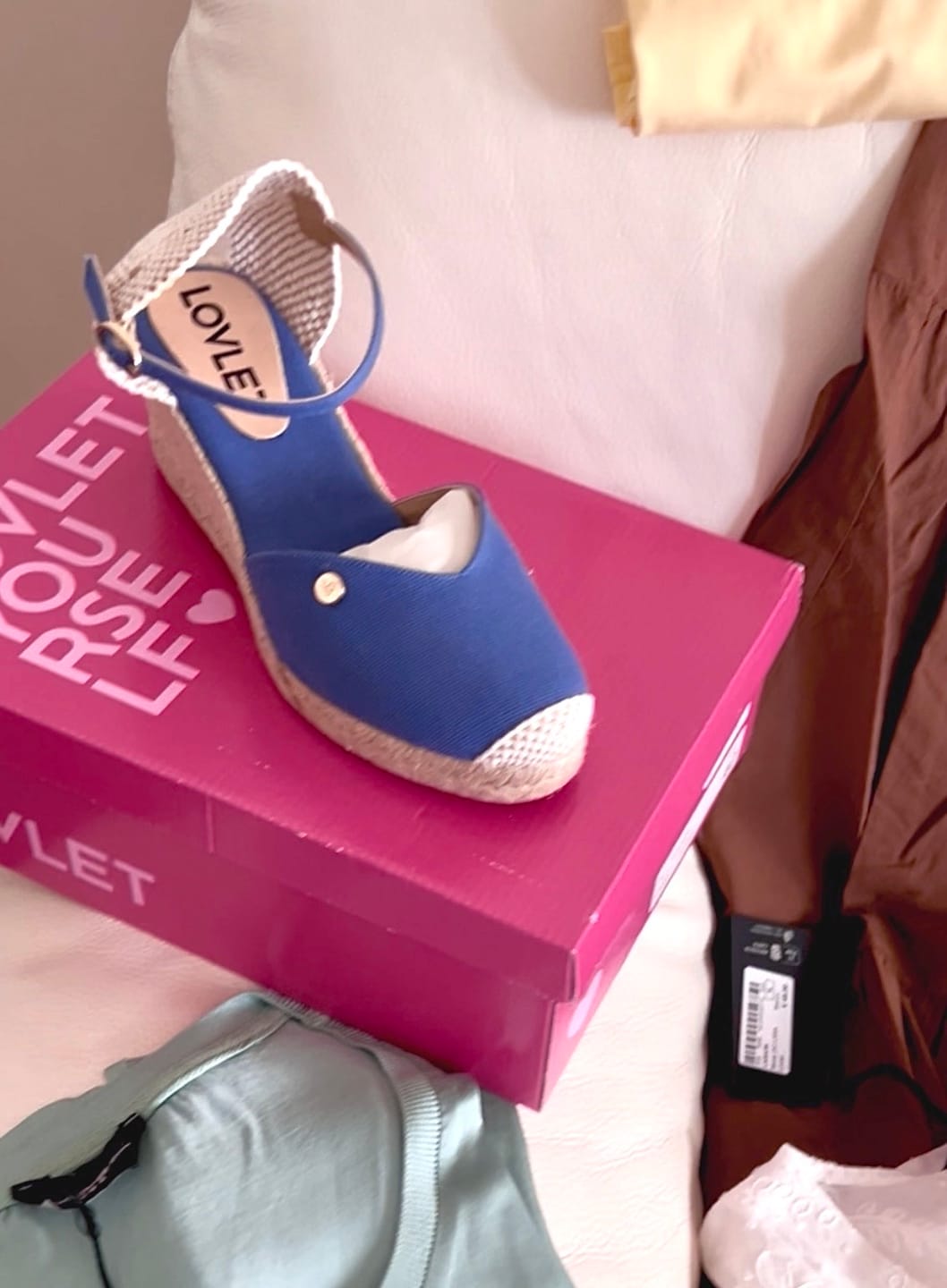 Customer photo review of MYSTERY 📦 BOX SCARPA DONNA [20€]