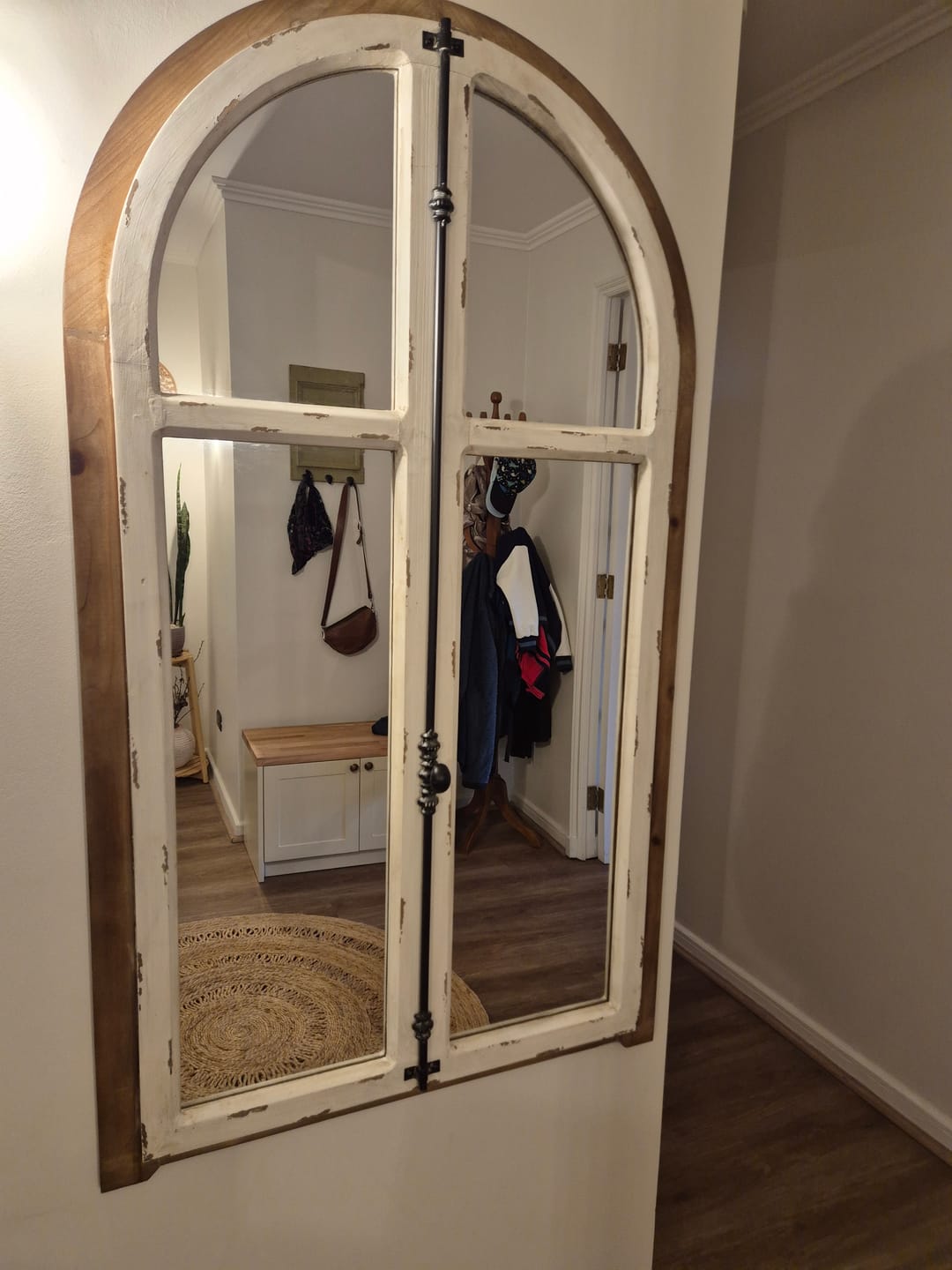 Customer photo review of Espejo Berta Blanco