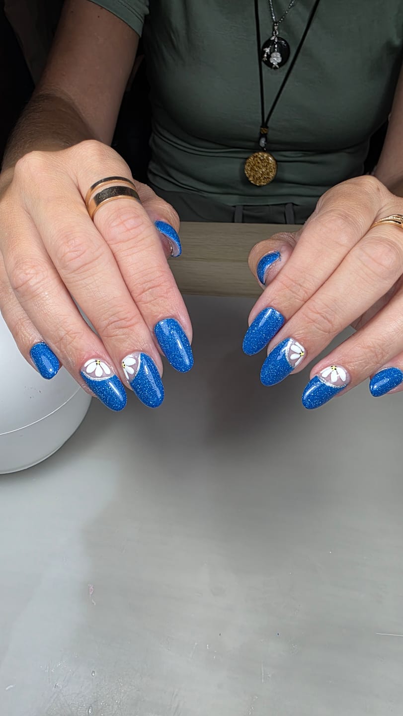 Customer photo review of Semilac 409 Staying Hydrated UV Gel Polish