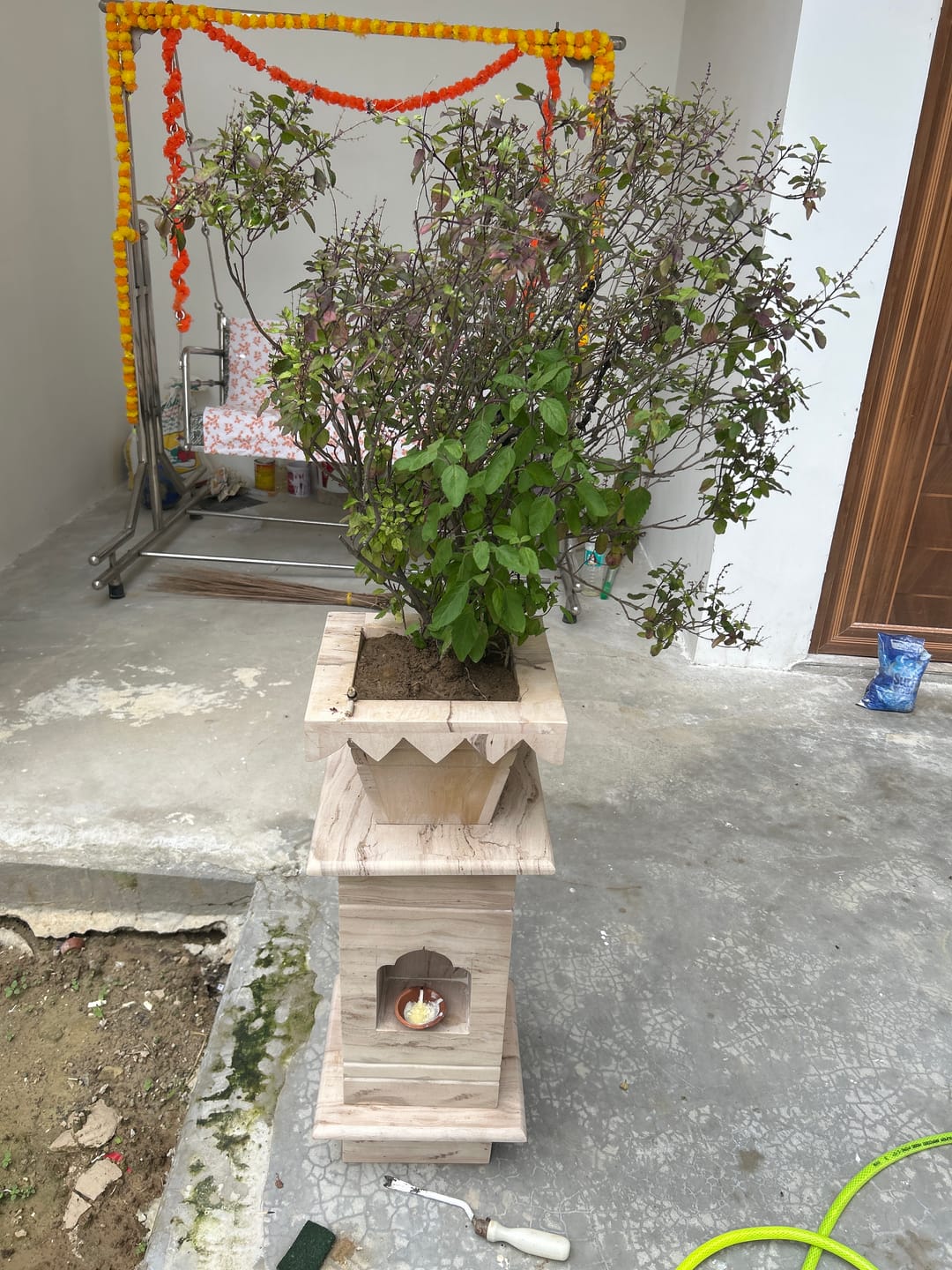 Customer photo review of Marble Tulsi Pot, Brown - Handicraft Bazaar
