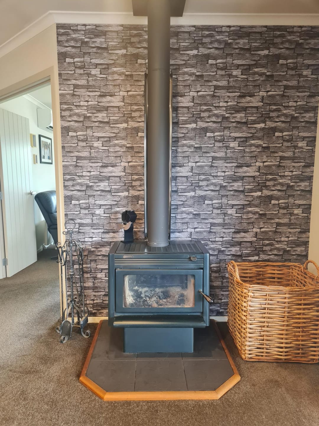 Customer photo review of Stone Works Smooth Wallpaper - Dark