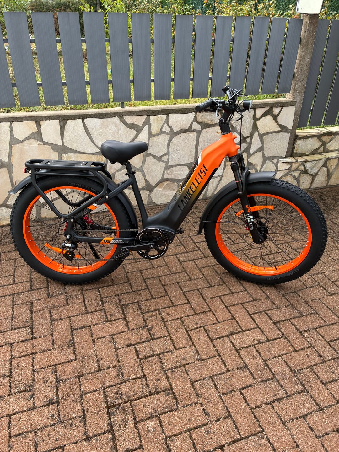 Customer photo review of Lankeleisi MG600 Plus 26" Fat Bike 960Wh All Terrain SUV E-Bike with Switchable Sensor 48V 20Ah Battery