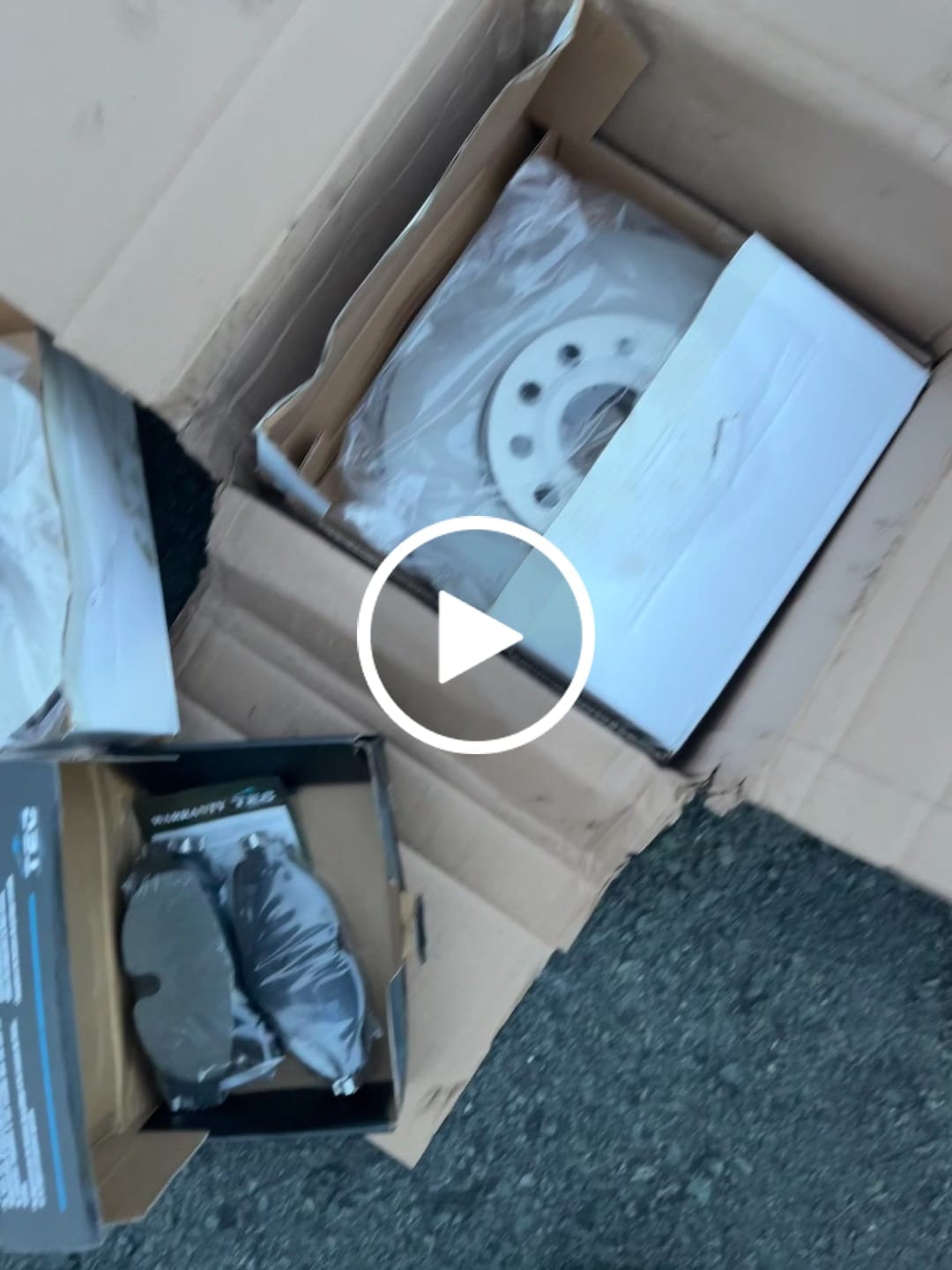 Customer video review of Front Disc Brake Rotors And Ceramic Pads Kit For Volkswagen Jetta Audi Golf A3 SportWagen Quattro e-Golf Taos K8T-102852