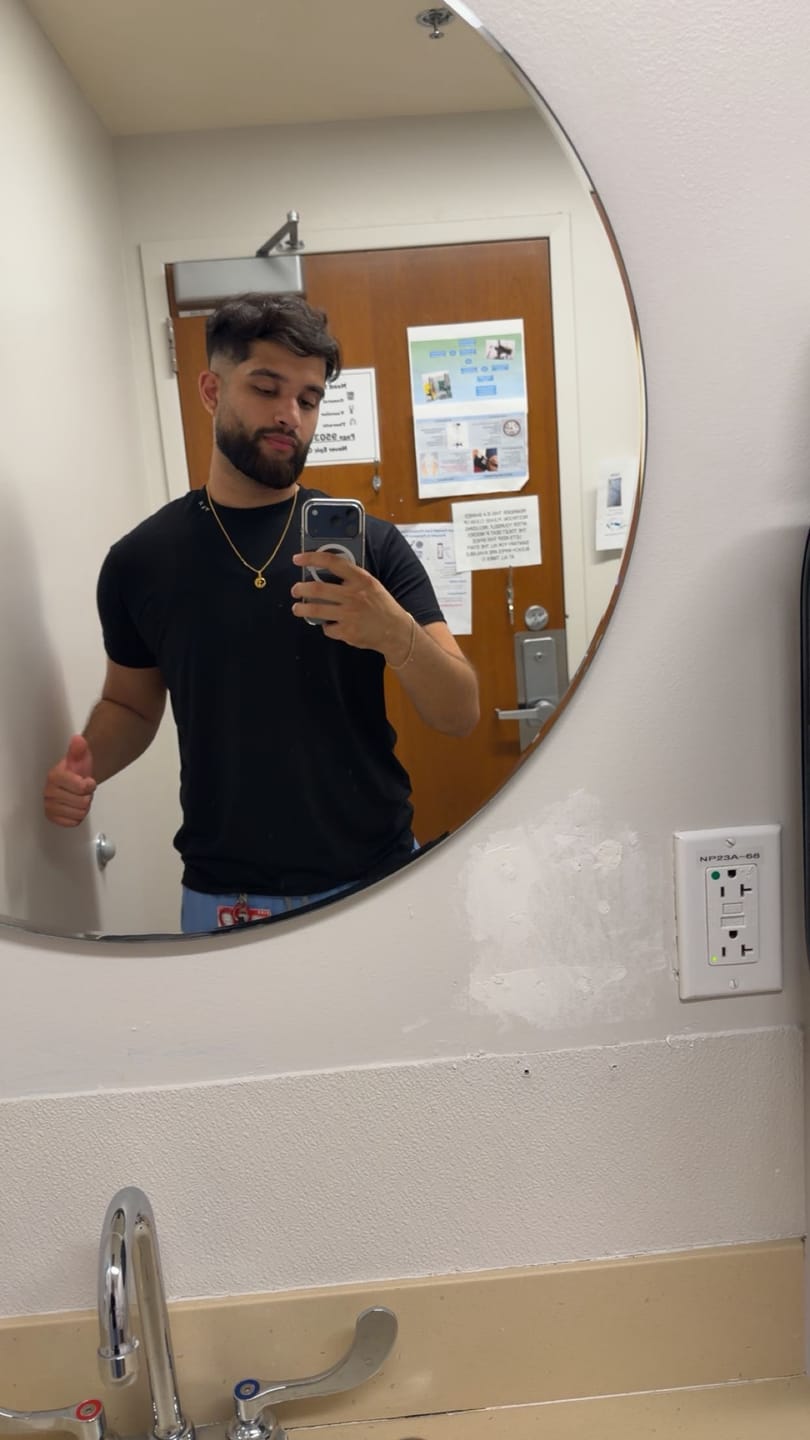 Customer photo review of 4334 - AeroTech Fitted Tees