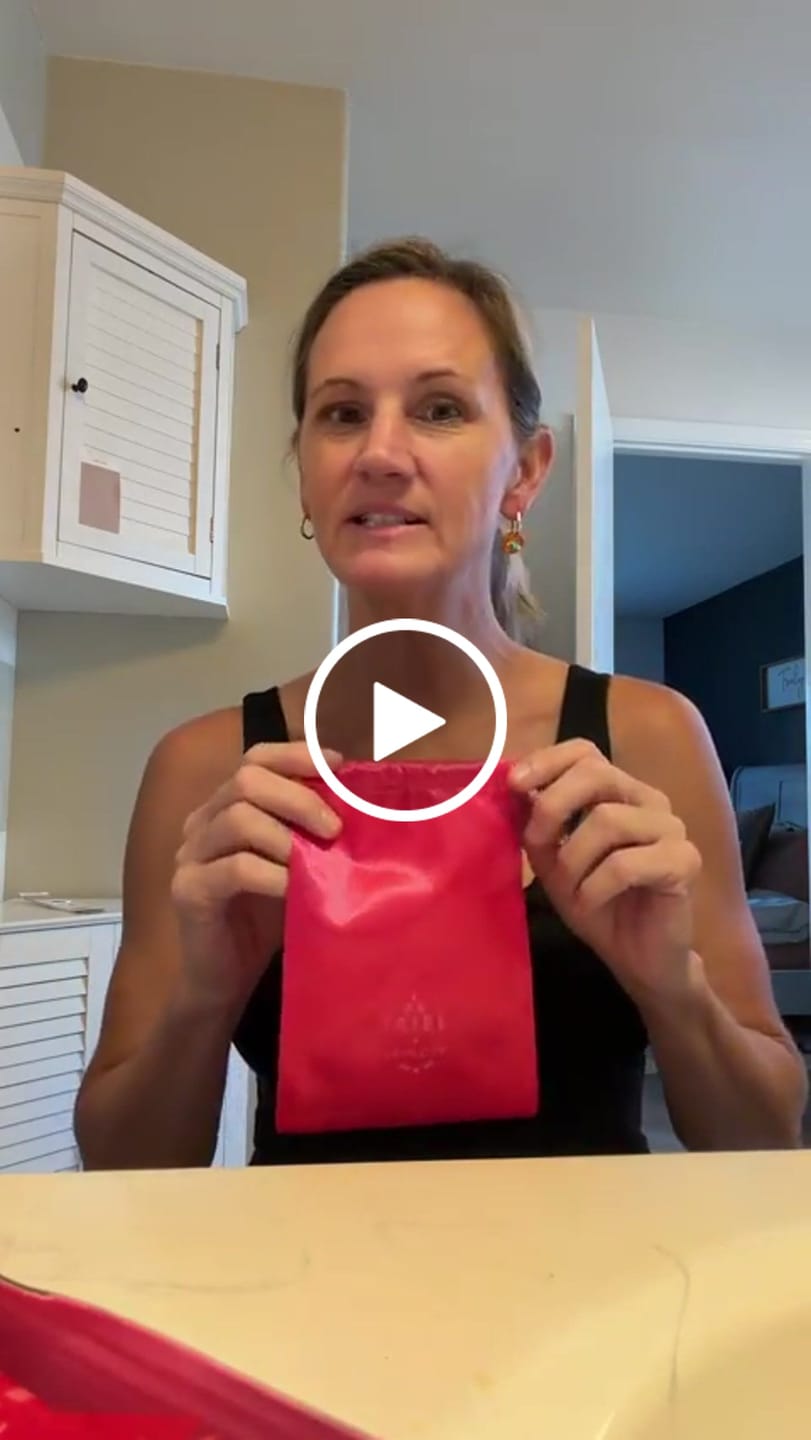 Customer video review of Deco Glam Medallion Oval Hoops