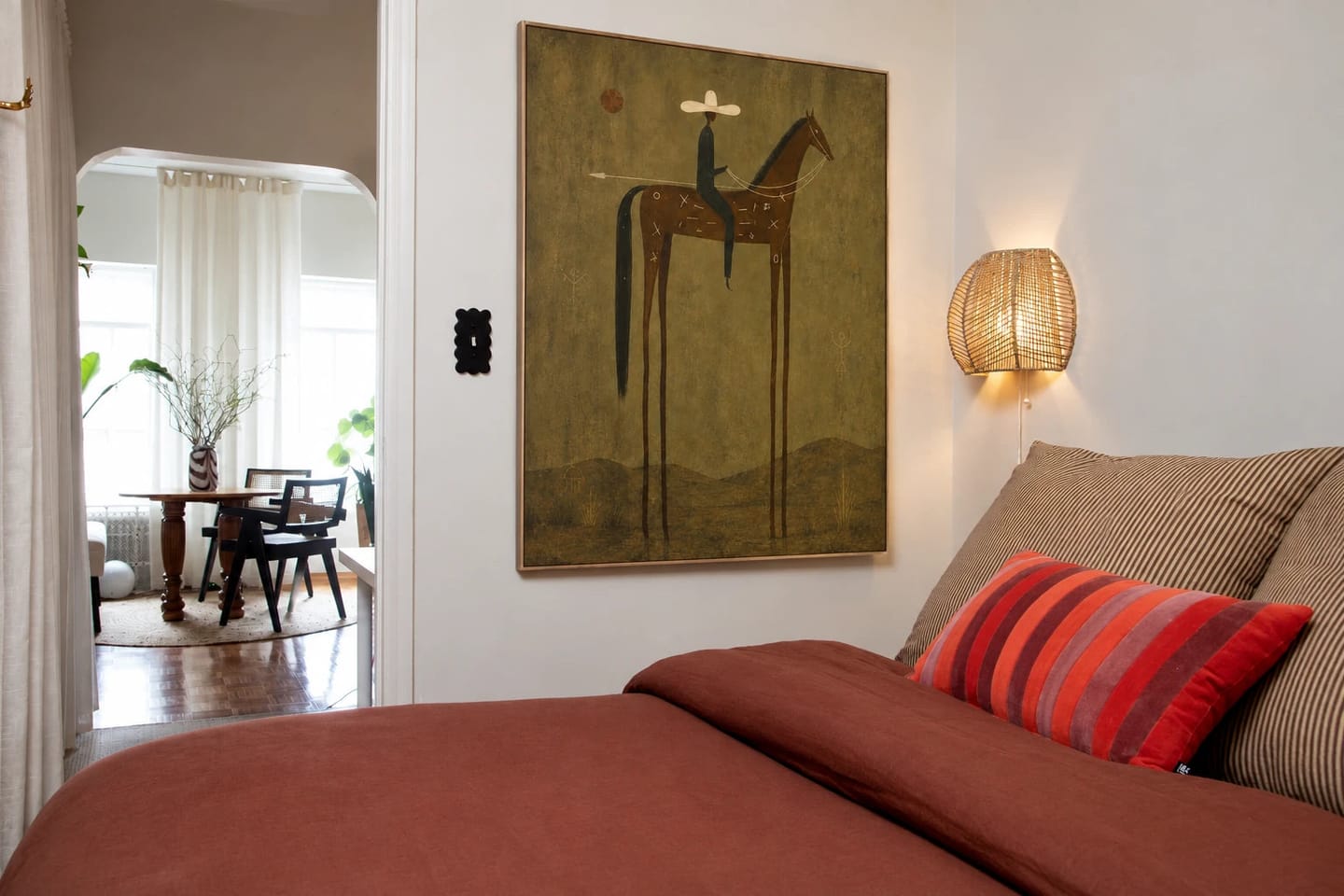 Customer photo review of Vintage Americana Art｜Long-Legged Chestnut Rider