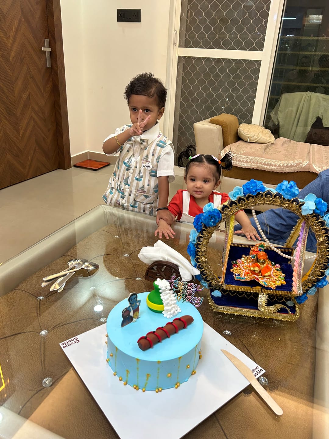 Customer photo review of Kishan and Matki Design Cake