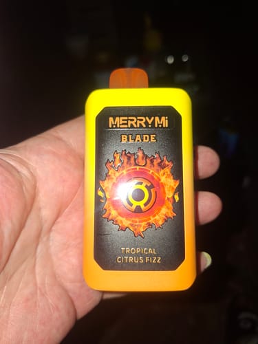 Customer photo review of Merry-Mi - Blade 30K - Puff Jetable / Vape Disposable - 5% nicotine