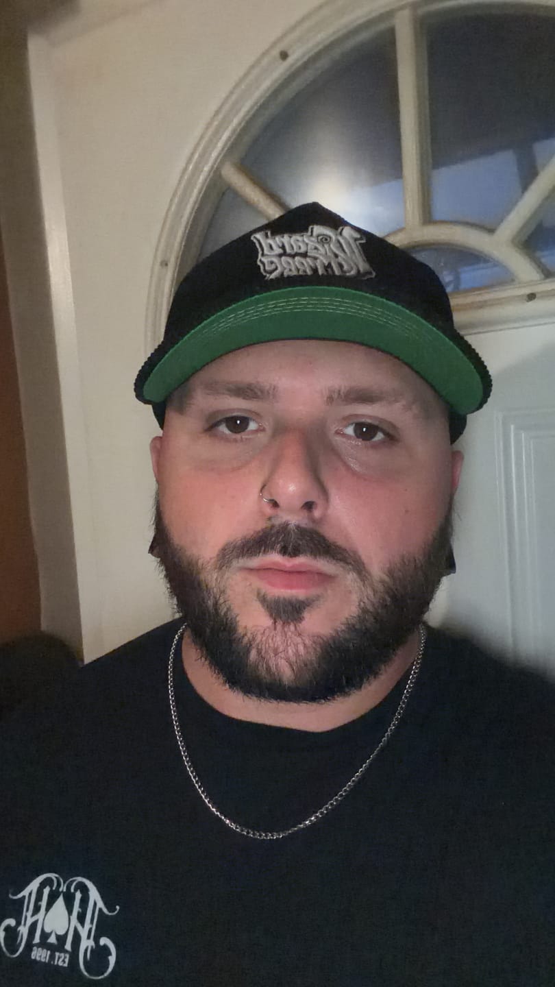 Customer photo review of NY Corduroy Hat (black)