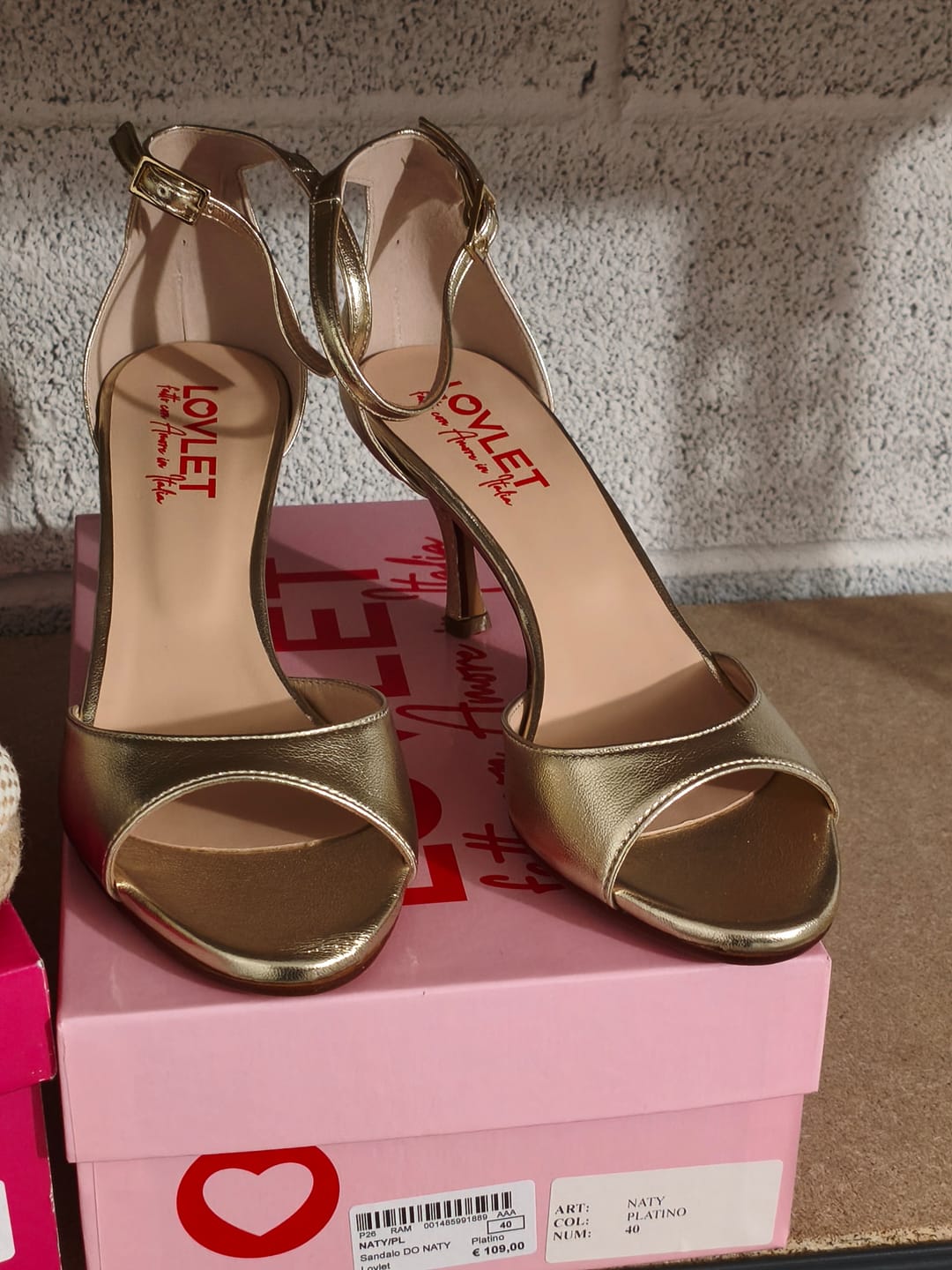 Customer photo review of MYSTERY 📦 BOX SCARPA DONNA [25€]