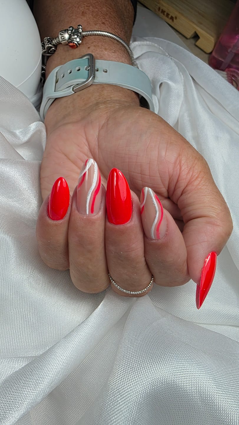 Customer photo review of Semilac Builder Gel Cover Warm Beige 15g