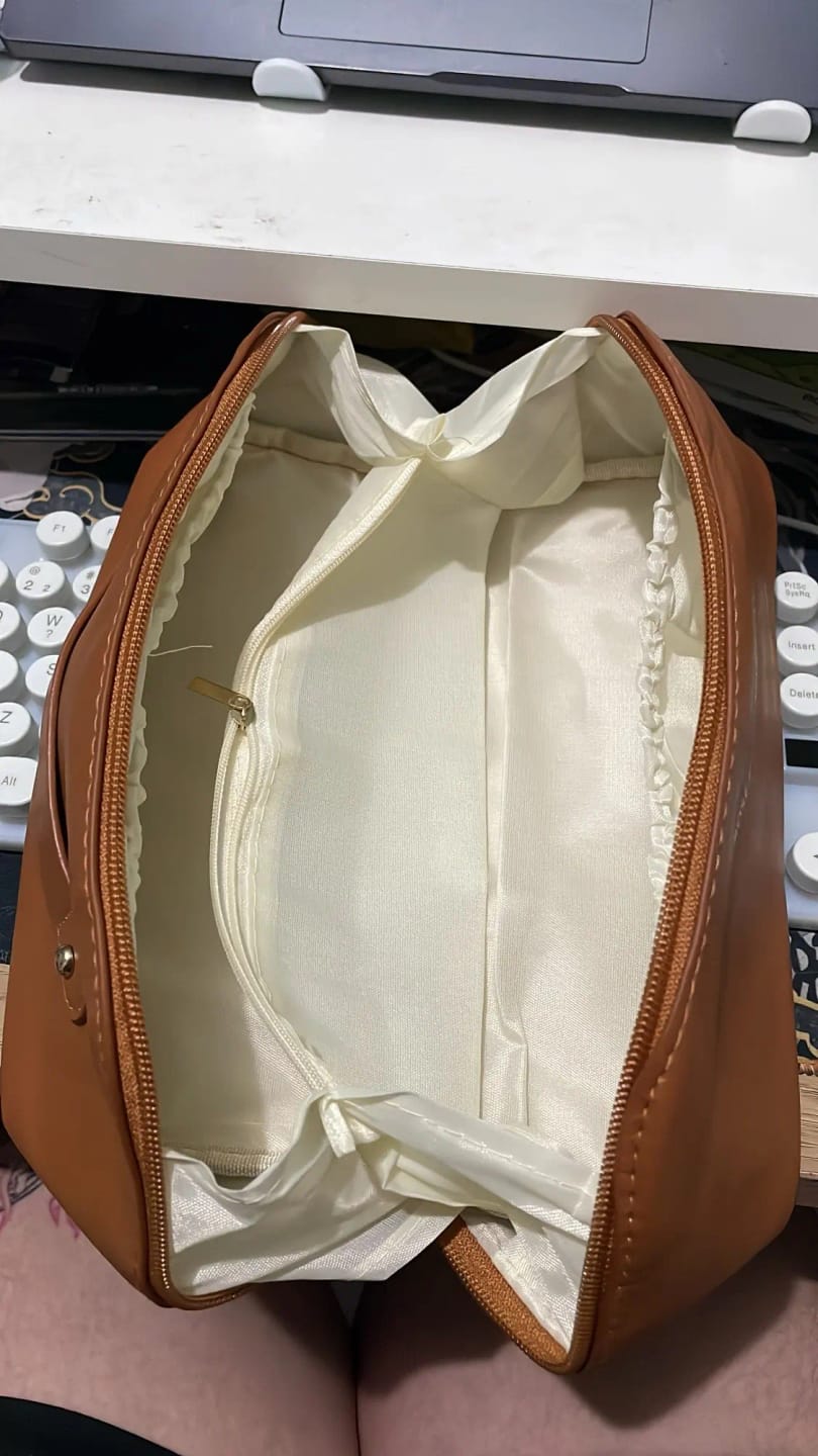 Customer photo review of Zippered Makeup Organizer Bag for Travel and Daily Use