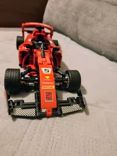 Customer photo review of ApexRacer™ – 455 Piece Formula Racing Car Building Set