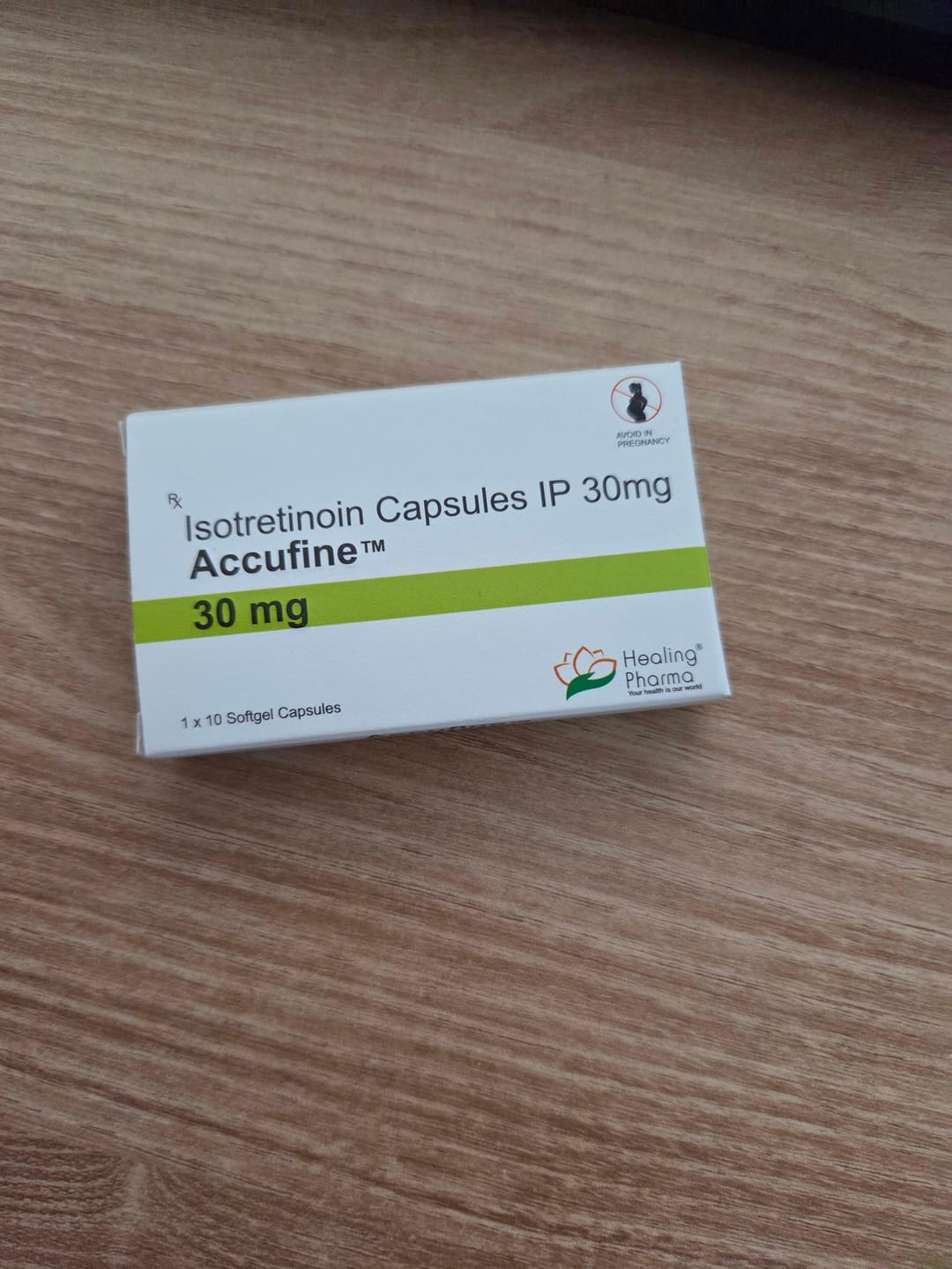 Customer photo review of [아큐파인 30] 이소트레티노인 30mg <100정, 200정, 400정> / 로아큐탄 복제