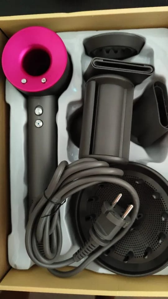 Customer photo review of Kyno — Secador profesional con cabezales magnéticos