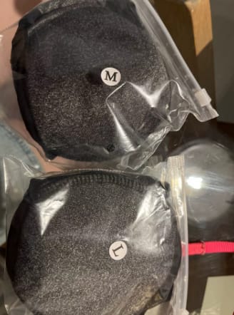 Customer photo review of Orejeras aislantes de sonido para perros