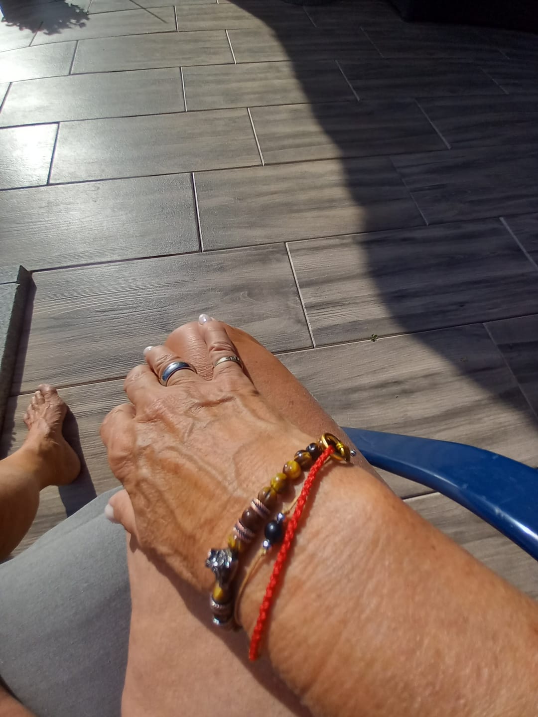 Customer photo review of Obsidian Armband - Naturband