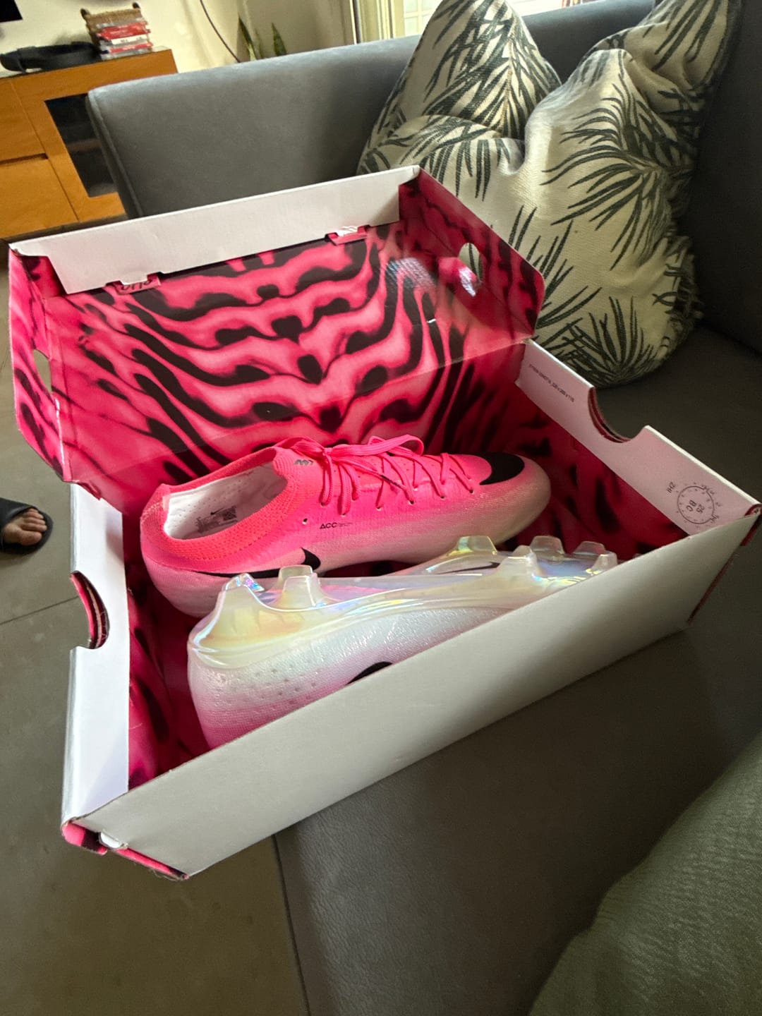 Customer photo review of NIKE AIR ZOOM  MERCURIAL VAPOR 17 ELITE FG