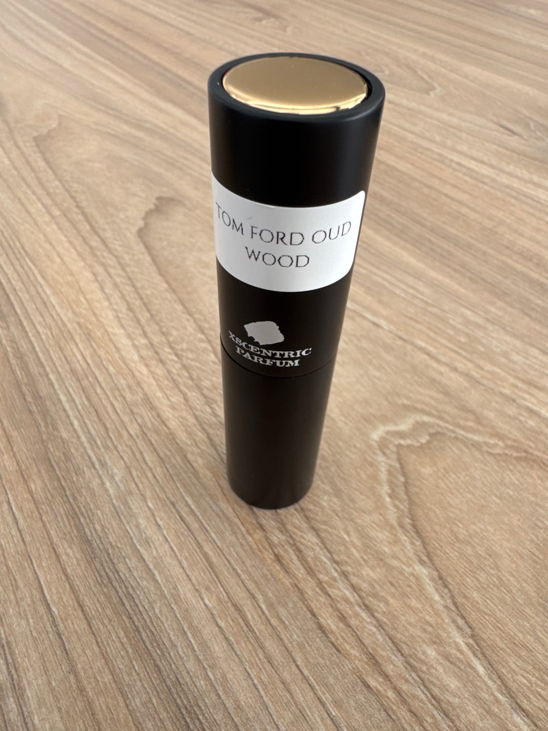 Customer photo review of TOM FXRD OUD WOOD