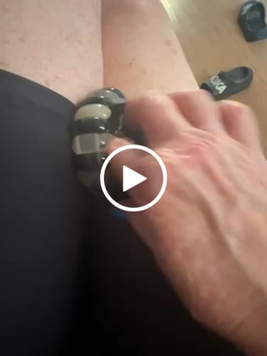 Customer video review of Obsidian Frost Agate Stretch Apple Watch Strap