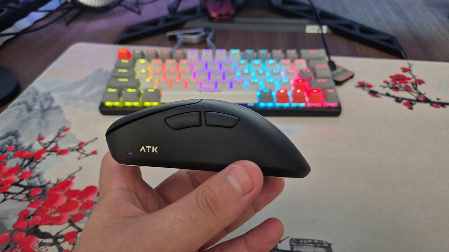 Customer photo review of ATK Blazing Sky Z1 Wireless Mouse