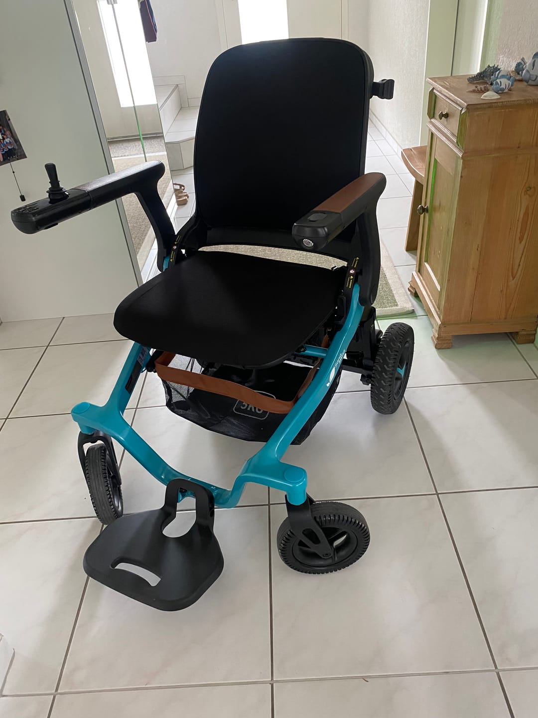 Customer photo review of Elektrorollstuhl E40 Indoor – faltbar, 25 kg, 150 kg Tragkraft
