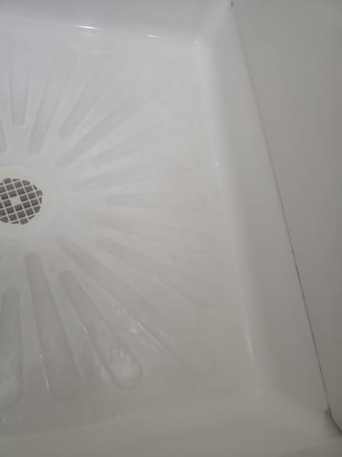 Customer photo review of 🌟🌟 Bathroom Cleaner: Sparkle in Seconds, No Harsh Fumes