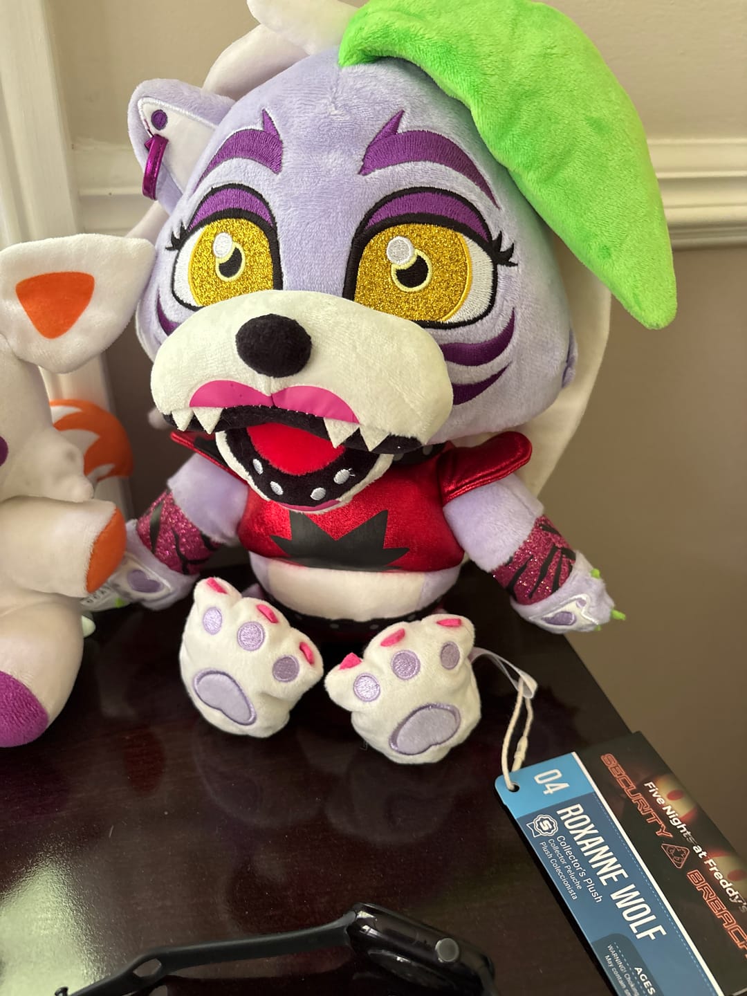 Customer photo review of Five Nights at Freddy's - Roxanne Wolf Collector's Plush