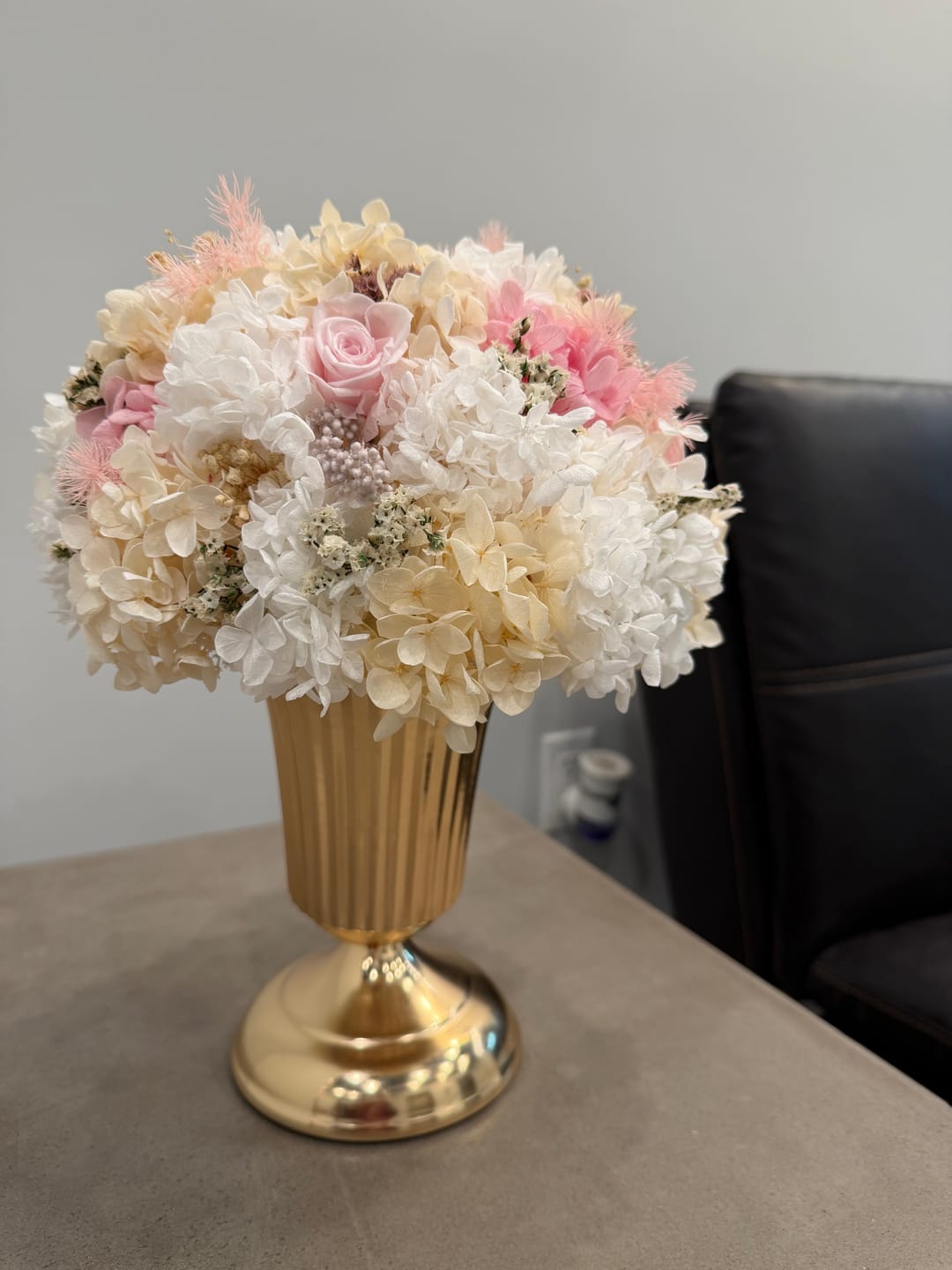 Customer photo review of Opal Signature Bouquet in Gold Metal